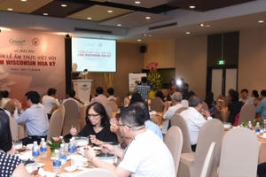 Tuần lễ ẩm thực Việt với Sâm Wisconsin Hoa Kỳ Tuần lễ ẩm thực Việt với Sâm Wisconsin Hoa Kỳ