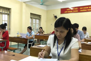 Chấm thi THPT quốc gia 2017: Đã có bài thi Ngữ văn bị điểm liệt Chấm thi THPT quốc gia 2017: Đã có bài thi Ngữ văn bị điểm liệt