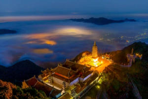 Sun World Fansipan Legend tiếp tục là "Điểm đến du lịch hấp dẫn nhất Việt Nam"