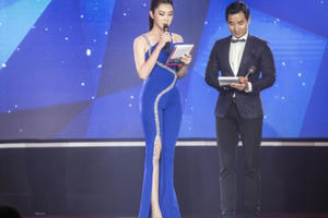 Nhan sắc ngày càng xinh đẹp, cuốn hút của 'Hân hoa hậu'