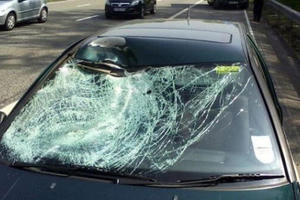 Vĩnh Phúc: Xử lý nhóm học sinh ném đá xe ô tô trên cao tốc Nội Bài – Lào Cai