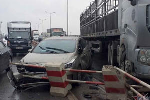 Lý do cầu Thanh Trì, Vĩnh Tuy thường xuyên tắc không lối thoát