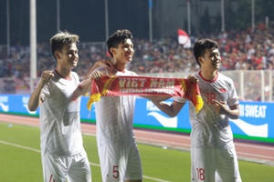 Báo Trung Quốc kêu gọi học hỏi bóng đá Việt Nam