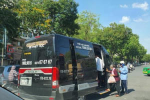 Thông tư 12 'trói chặt' xe hợp đồng, tiến tới 'xóa' xe dù bến cóc