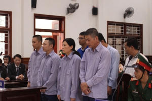 Tổng Giám đốc buôn lậu gần 5 triệu lít dầu