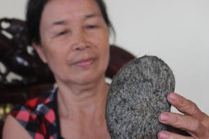 Hà Nội: Mổ lợn để bán, phát hiện "quả trứng vàng" giá hàng tỷ đồng? Hà Nội: Mổ lợn để bán, phát hiện "quả trứng vàng" giá hàng tỷ đồng?