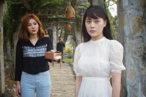 Phương Oanh ám ảnh chuyện suýt bị cưỡng hiếp, bị đại gia chăn dắt