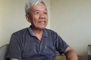 Hình ảnh thầy Văn Như Cương trong thế hệ học sinh đầu tiên tại Trường ĐH Sư phạm Vinh Hình ảnh thầy Văn Như Cương trong thế hệ học sinh đầu tiên tại Trường ĐH Sư phạm Vinh