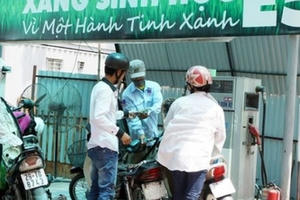 Người dân không thiết tha, nhiều cây xăng bỏ hẳn trụ bán xăng sinh học E5