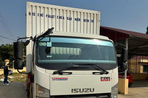 Tài xế không tắt máy, nam thanh niên lẻn vào trộm xe ô tô chở hàng giá trị khoảng 7 tỷ đồng