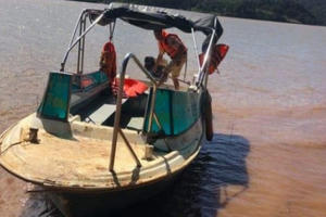 Lâm Đồng: Bắt giữ 2 ca nô chở khách trái phép trên hồ Đan Kia