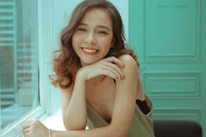 Ngắm nhan sắc xinh đẹp của "bông hồng lai" Việt Nam - Palestine Ngắm nhan sắc xinh đẹp của "bông hồng lai" Việt Nam - Palestine