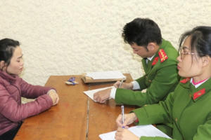 Đang nuôi con nhỏ vẫn đi lừa đảo chiếm đoạt hơn 1 tỷ đồng