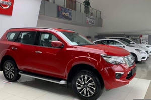 Ô tô Việt đại hạ giá, thời điểm lý tưởng xuống tiền rước xế