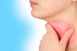 Cẩn trọng với những dấu hiệu ung thư vòm họng