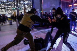 Hậu bầu cử Mỹ: Căng thẳng gia tăng