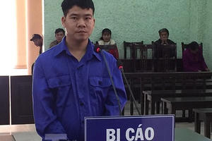 Nổi cơn ghen tuông vô cớ, dùng dao sát hại hàng xóm