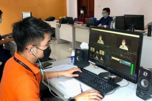 Nhà báo trong “cơn bão” dịch bệnh Covid-19