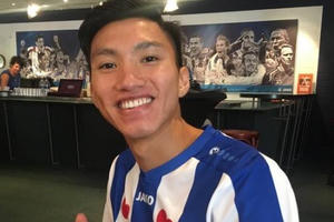 HLV Heerenveen giải thích lý do chưa sử dụng Đoàn Văn Hậu HLV Heerenveen giải thích lý do chưa sử dụng Đoàn Văn Hậu