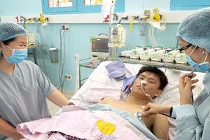 Việt Nam thành công ca ghép thận đầu tiên từ người cho chết não