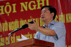 Bí thư Thăng: 'Các ông thử chui vào nhà dân xem có ở được không?'