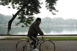 Miền Bắc sắp đón gió mùa Đông Bắc, Hà Nội trở lạnh