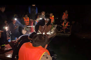 UBND tỉnh Lào Cai chỉ đạo khẩn trương điều tra, làm rõ nguyên nhân vụ lật tàu khiến nhiều người mất tích