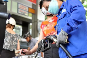 Quyết định lịch sử: Bộ trưởng lo 'trên cởi dưới nghẽn'