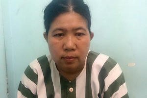 Nhiều người sập bẫy với chiêu 'vàng gói vào giấy rồi đẻ ra... vàng'