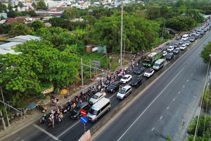 Giao thông từ miền Tây về TP HCM “tăng nhiệt” sau kỳ nghỉ Tết