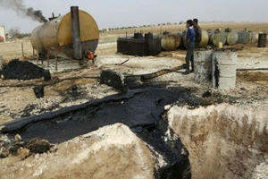 IS đang bị 'bóp nghẹt' nguồn thu như thế nào?