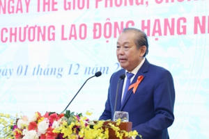 Phó Thủ tướng Trương Hòa Bình dự Hội nghị về phòng chống HIV/AIDS Phó Thủ tướng Trương Hòa Bình dự Hội nghị về phòng chống HIV/AIDS