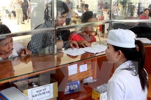 Gia hạn thẻ Bảo hiểm y tế cho các nhóm đối tượng chính sách