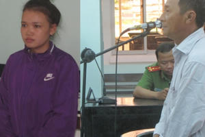 Chập chững vào đời, thiếu nữ bị chồng hờ cho nếm trái đắng