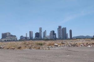 Bộ Quốc phòng không đồng ý lấy đất sân bay Nha Trang làm bãi xe