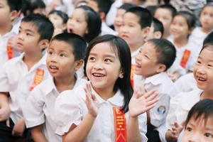 Đảm bảo các quyền về dân sự, chính trị cho người dân Đảm bảo các quyền về dân sự, chính trị cho người dân