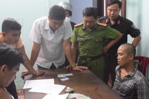 Thừa Thiên Huế: Tóm gọn đối tượng tàng trữ trái phép ma túy