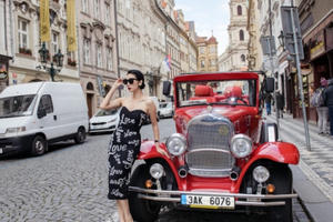 Xuân Lan hóa quý cô sang chảnh giữa trời Âu Xuân Lan hóa quý cô sang chảnh giữa trời Âu