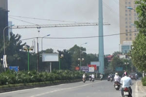 Bản tin Bất động sản Plus: Cẩu tháp xây dựng...rình rập tính mạng người dân