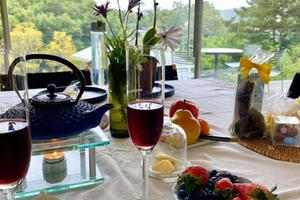 Cận cảnh siêu biệt thự triệu đô trên đồi Hollywood sang chảnh của diva Hồng Nhung