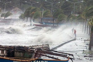 Dự báo thời tiết hôm nay 21/10: Bão số 8 có gió giật cấp 16 đổ bộ biển Đông