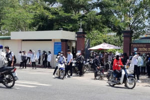 TAND huyện Tân Phú đang thụ lý vụ án tranh chấp hợp đồng thuê căn tin ở Trường PTTH Đoàn Kết