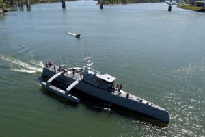 Vì sao hải quân Mỹ 'khát' tàu không người lái ?