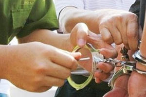 Đắk Lắk: Cựu thượng tá công an vẽ trò lừa “chạy việc” đút túi tiền tỷ