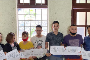 Bắt "ổ nhóm" nam nữ cờ bạc bằng hình thức xóc đĩa ở Sơn La