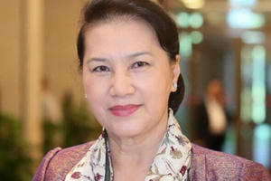 Chủ tịch Quốc hội: 'Bỏ sổ hộ khẩu là giúp dân'