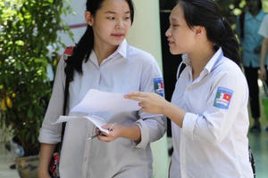 Hà Nội: Đề Toán lớp 10 nặng về kiểm tra kiến thức hàn lâm Hà Nội: Đề Toán lớp 10 nặng về kiểm tra kiến thức hàn lâm