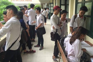 Bộ GD&ĐT: "Không có chuyện thay đổi đáp án môn lịch sử so với ban đầu"