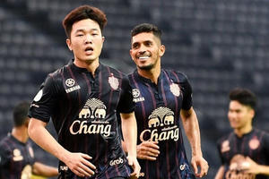 ‘Siêu phẩm’ sút phạt của Xuân Trường được đề cử bàn thắng đẹp nhất Thái League 2019 ‘Siêu phẩm’ sút phạt của Xuân Trường được đề cử bàn thắng đẹp nhất Thái League 2019