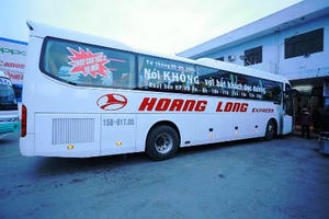 Nhà xe Hoàng Long bị tố lừa đảo và phủi bỏ trách nhiệm với hành khách